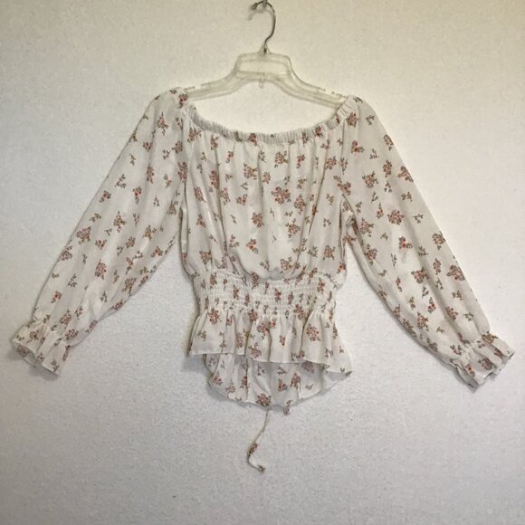 No Comment Off Shoulder Floral Pattern Top with Smocked Waist Size XL - Picture 9 of 10